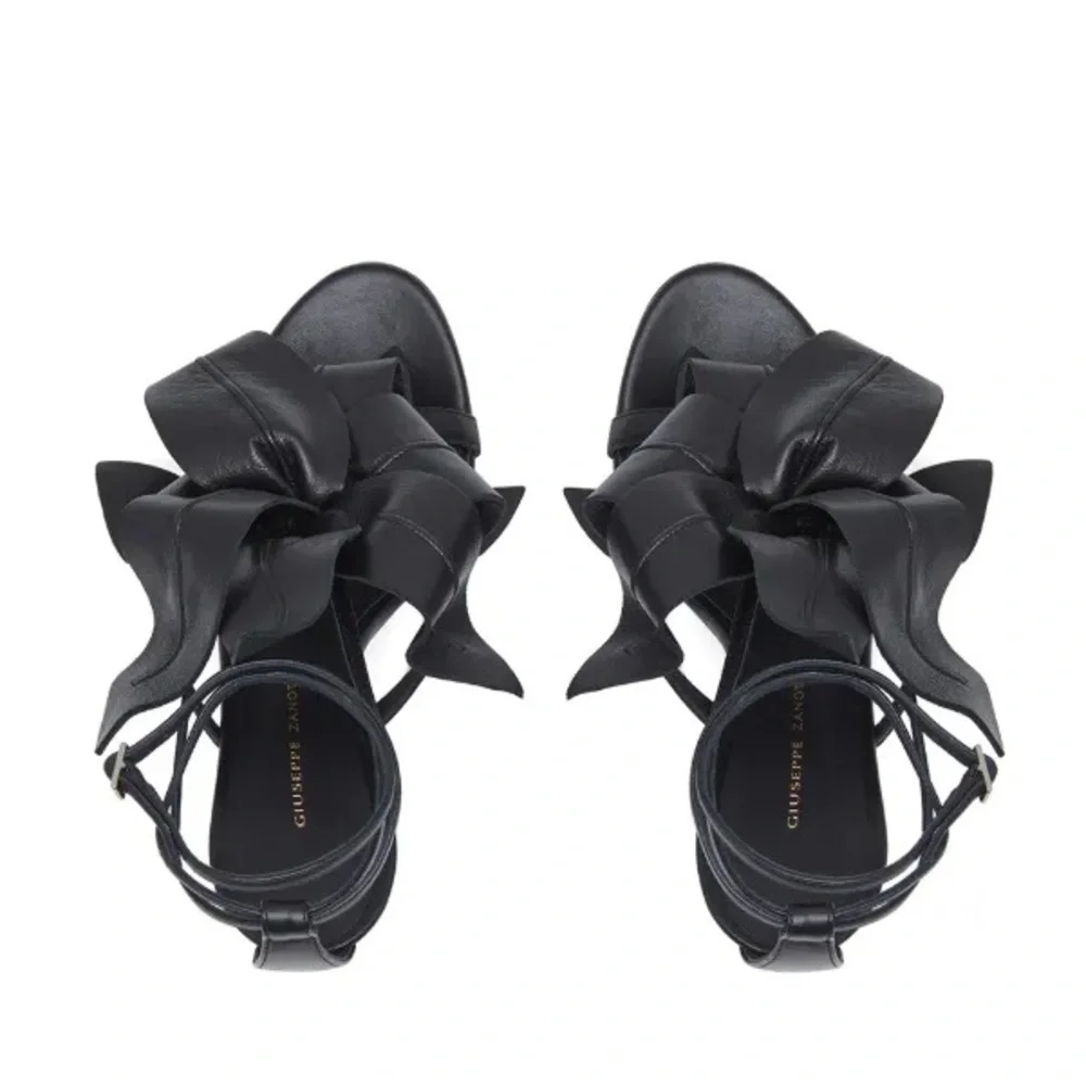 GIUSEPPE ZANOTTI Lilium Stiletto Sandals $1,350 39
